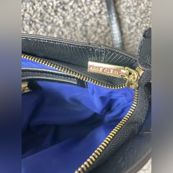 NWOT Anne Klein black and gold with animal print shoulder purse - Picture 7 of 13